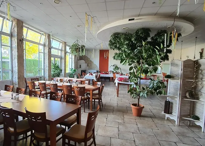 Empelde Hotel